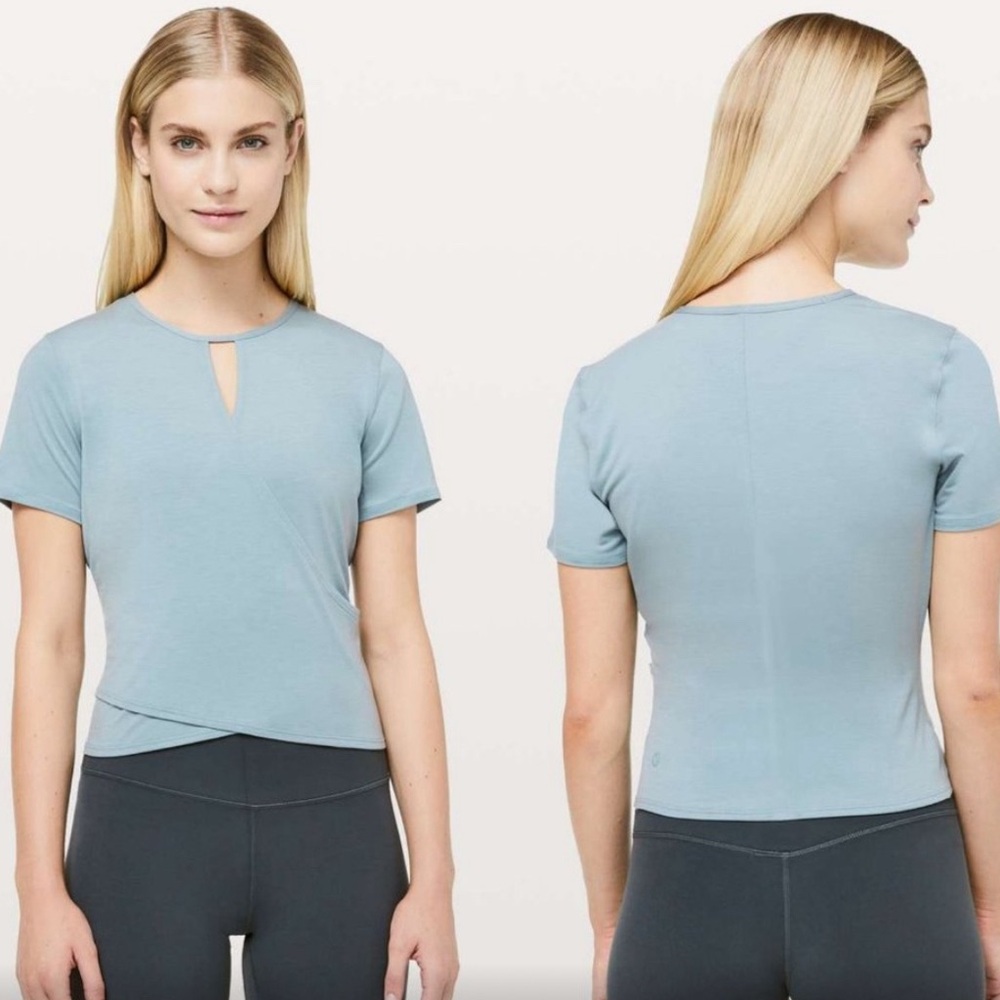 Lululemon Round Trip Short Sleeve size 12